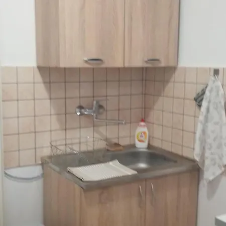 Apartment Emma Vendeghaz *