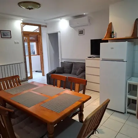 Emma Vendeghaz Apartment Sarospatak
