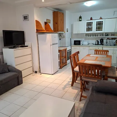 Apartment Emma Vendeghaz Sarospatak